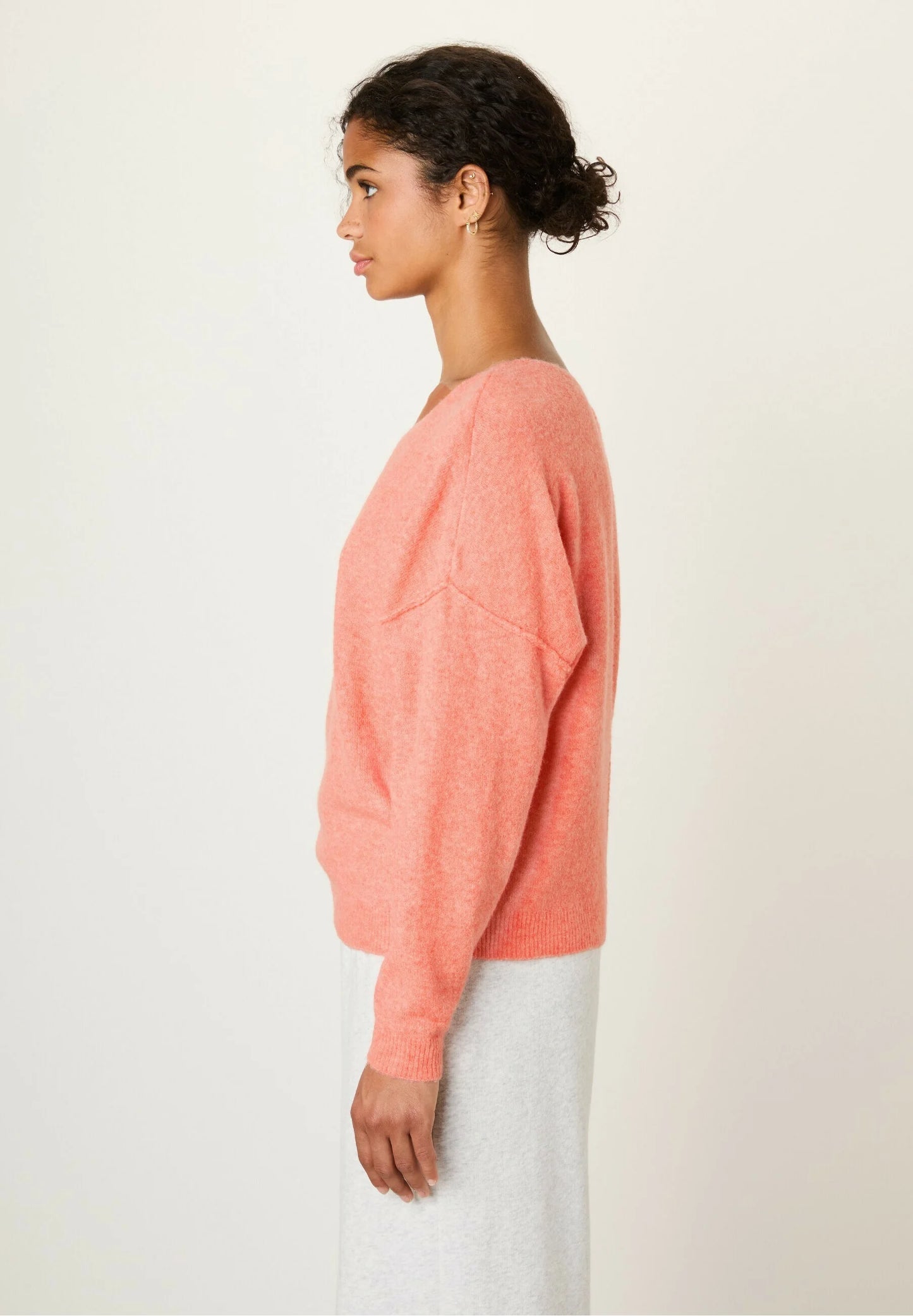 Damsville Sweater by American Vintage in Goyave Chine