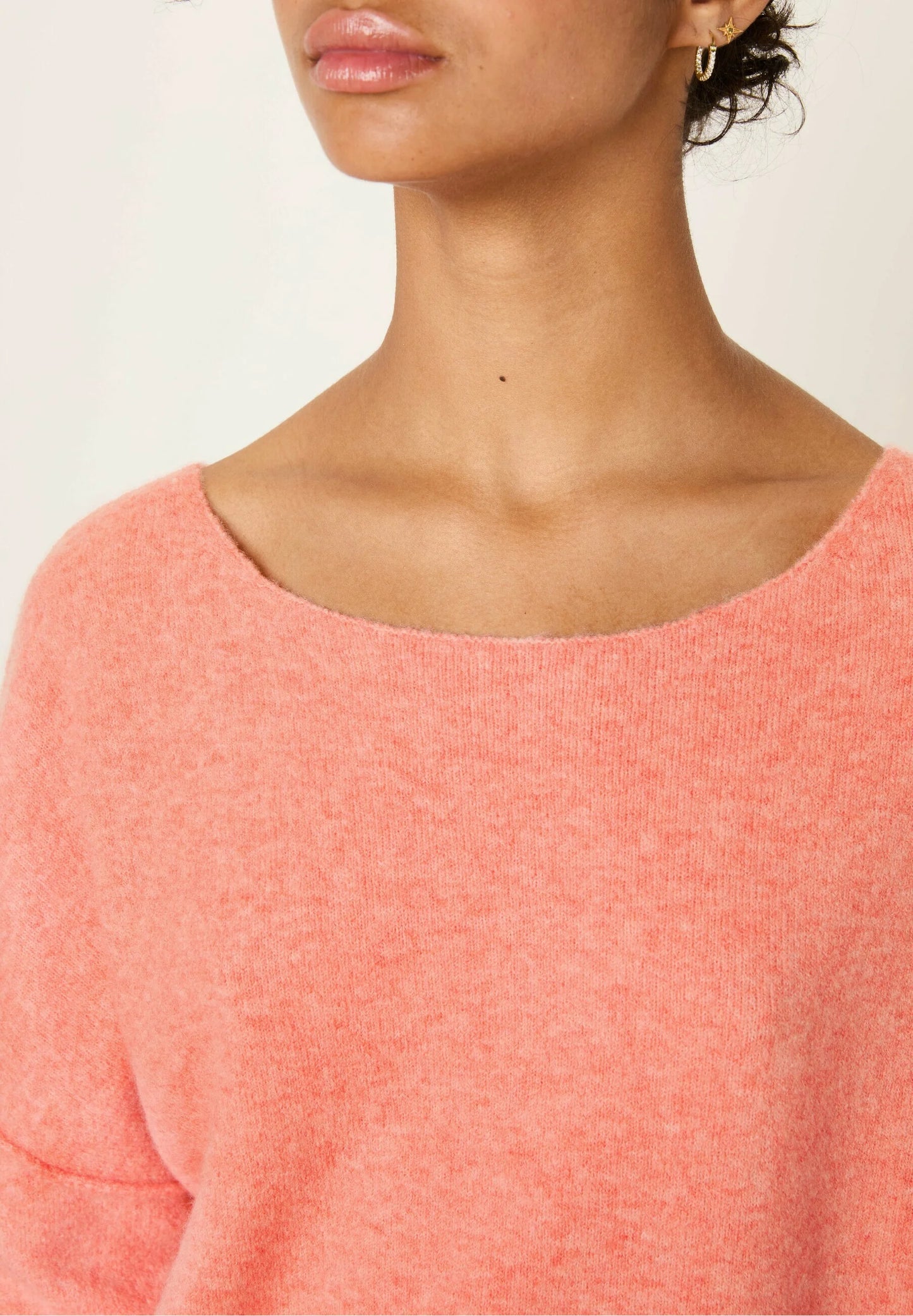 Damsville Sweater by American Vintage in Goyave Chine