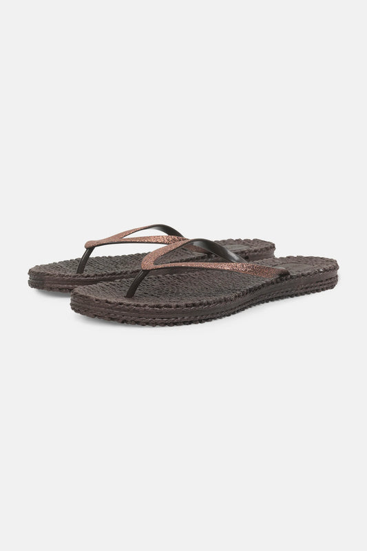 Cheerful Flip Flop by Ilse Jacobsen in Prune