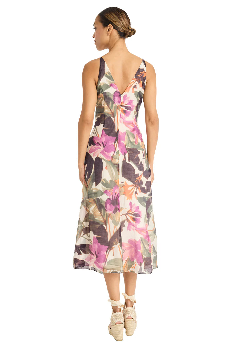 Dress by Maggy London in Ivory Berry
