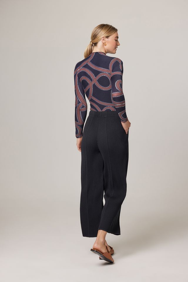 Ines Ribbon Print 3D Top by Wild Cosmos in Black Mix